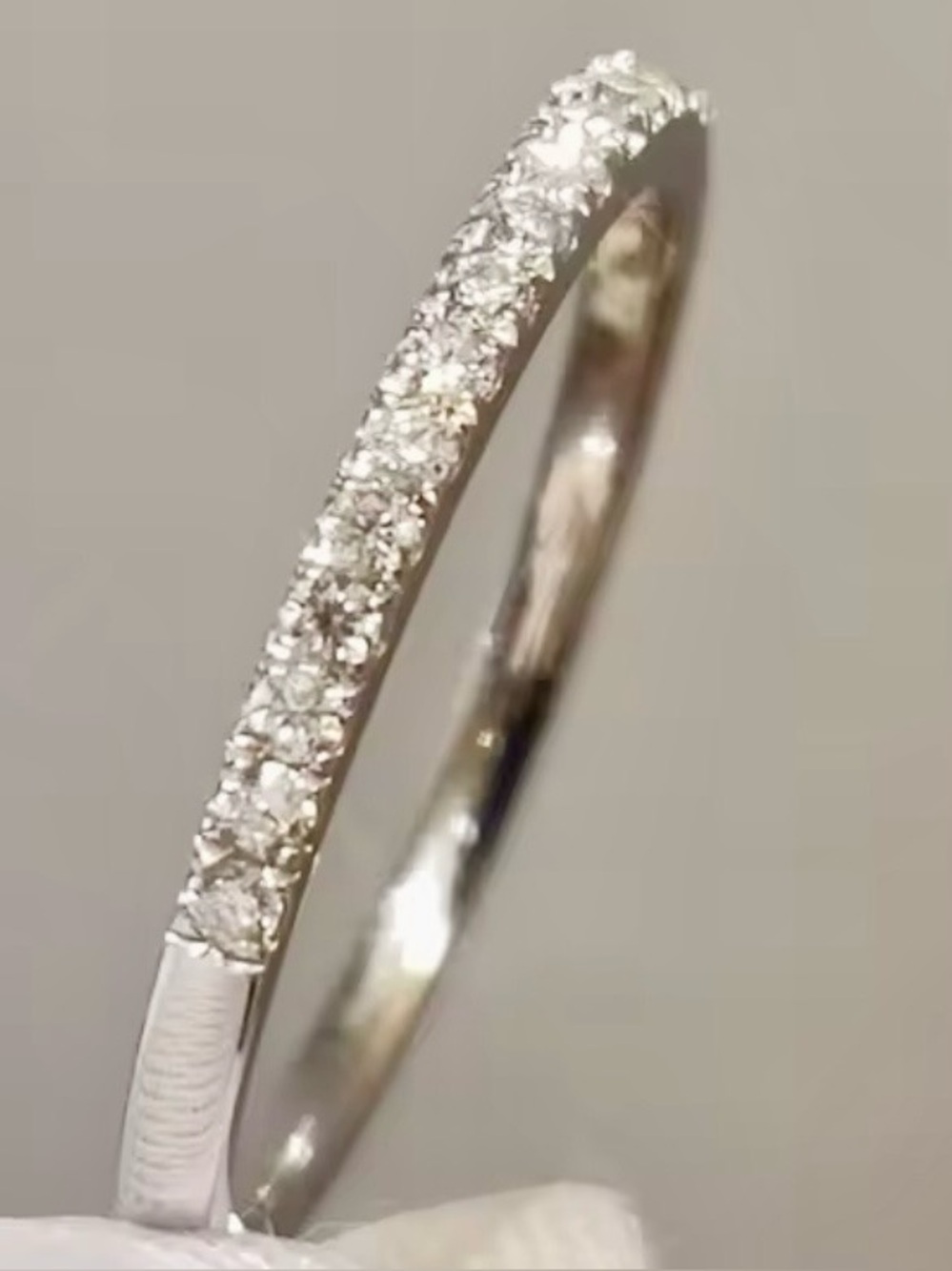 9KT Gold Diamond Band Ring. White Gold .35ct - Picture 6 of 15